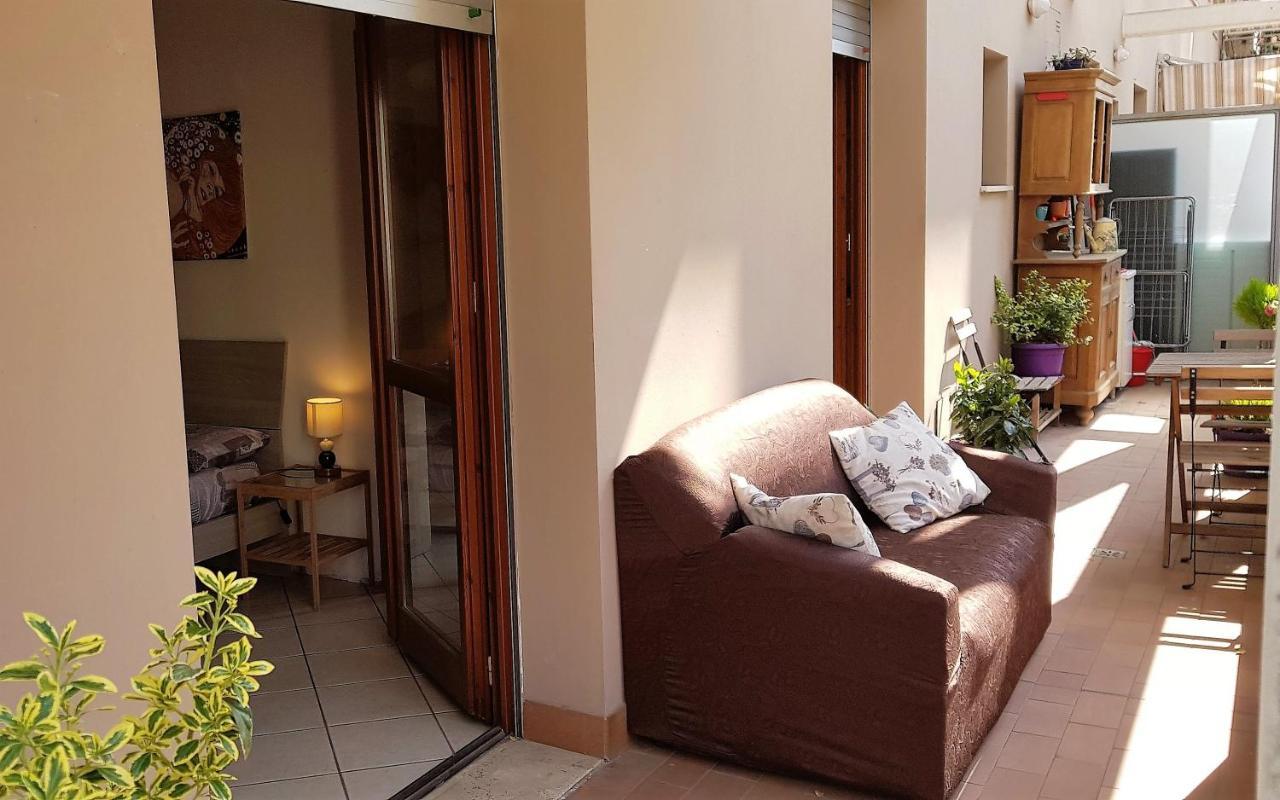 Palazzo Wanny Free Parking & Terrace Daire Floransa Dış mekan fotoğraf